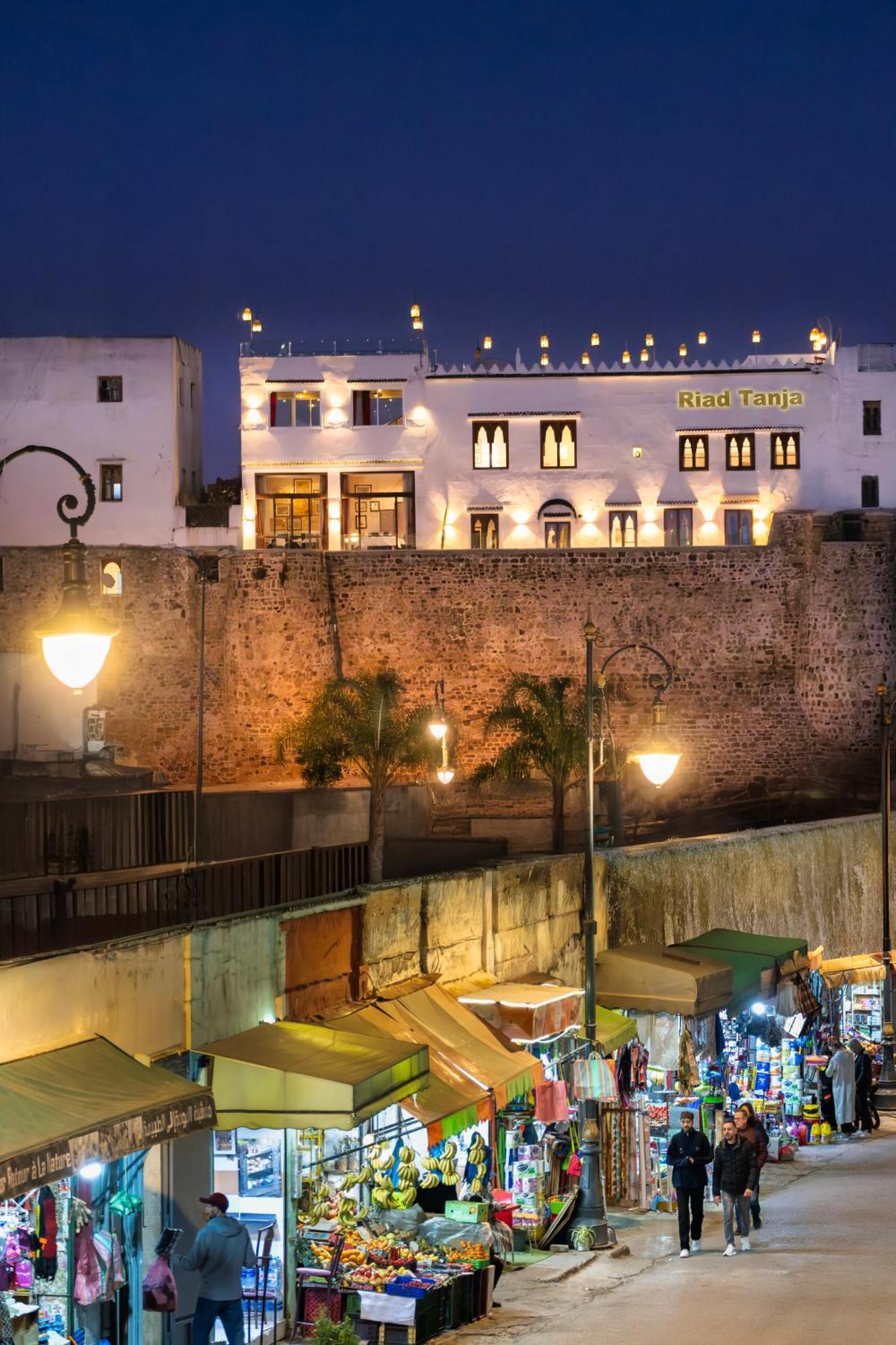 Riad Tanja By Chef Moha Tánger Exterior foto
